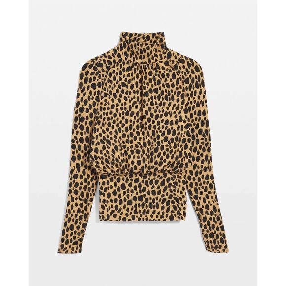 Chico’s Animal print blouse turtleneck gathered sides 3/4 sleeve - Picture 1 of 14